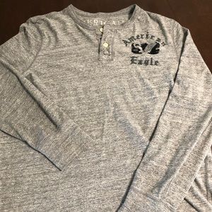 Men’s long sleeve size Lg
